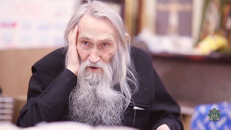 Духівник Патріарха Кирила: «Україна – це Малоросія, а Путіна зміцнює Бог» - фото 1