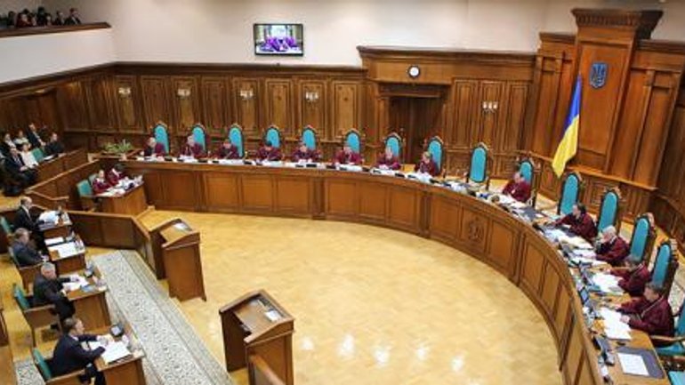 Конституційний Суд провів усні слухання щодо публічних релігійних зібрань - фото 1