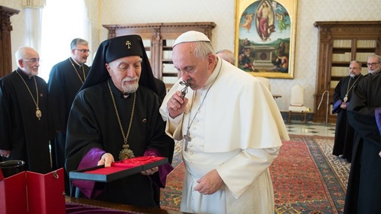 В июне Папа Франциск планирует посетить Армению - фото 1