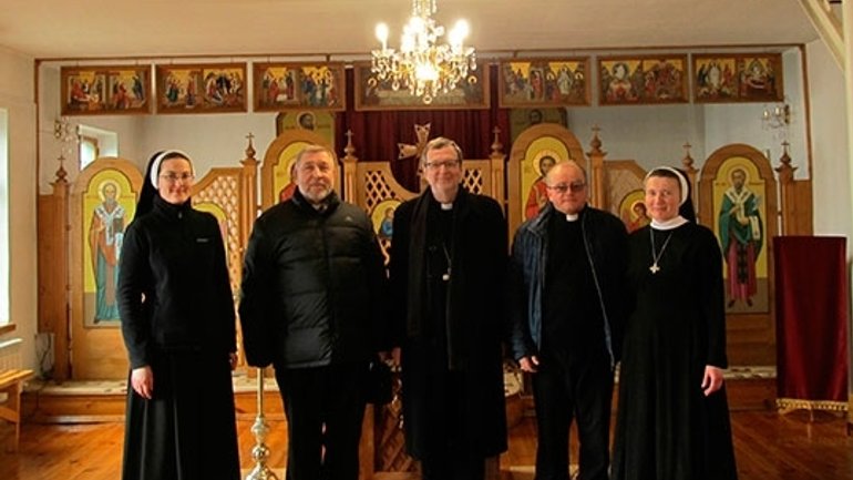 Апостольський нунцій відвідав парафії УГКЦ на Донбасі - фото 1