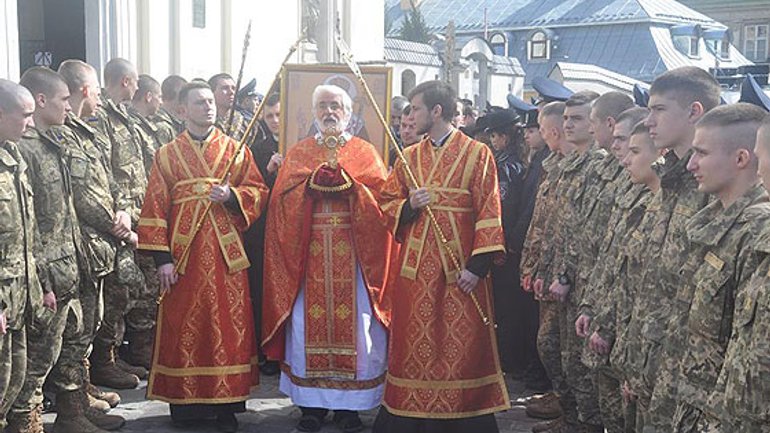 Way of the Cross in Lviv gathered 50.000 participants - фото 1