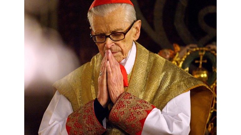 Помер кардинал, якого Папа Франциск відвідував у лікарні під час візиту до Польщі - фото 1