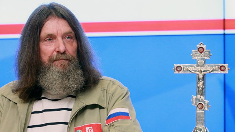 Священик-мандрівник Конюхов (УПЦ (МП)) носить російську символіку  і готується до нового рекорду - фото 1