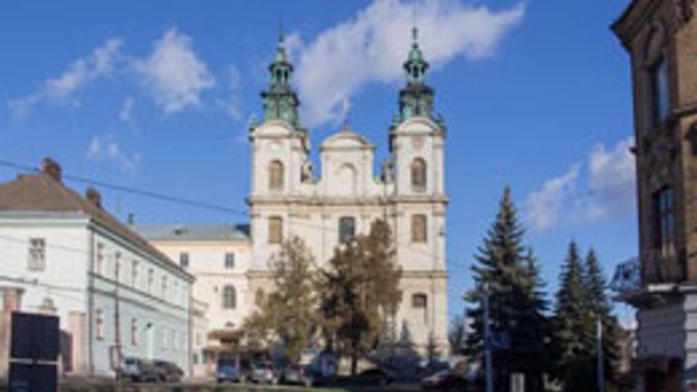 Міська рада Кракова проситиме владу Львова повернути римо-католикам дві церкви - фото 1