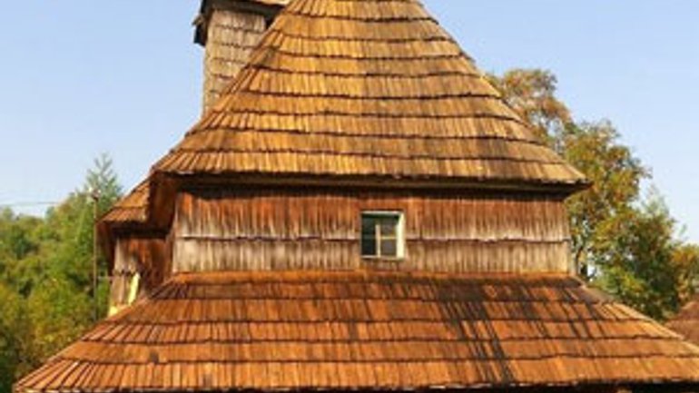Звідки з’явились московські «цибульки» на старовинній закарпатській дерев’яній церкві - фото 1