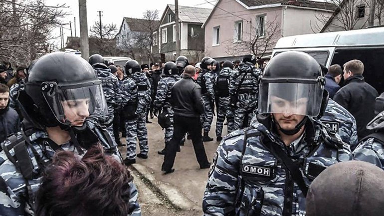 Российские силовики ограбили семьи задержанных крымских мусульман - фото 1