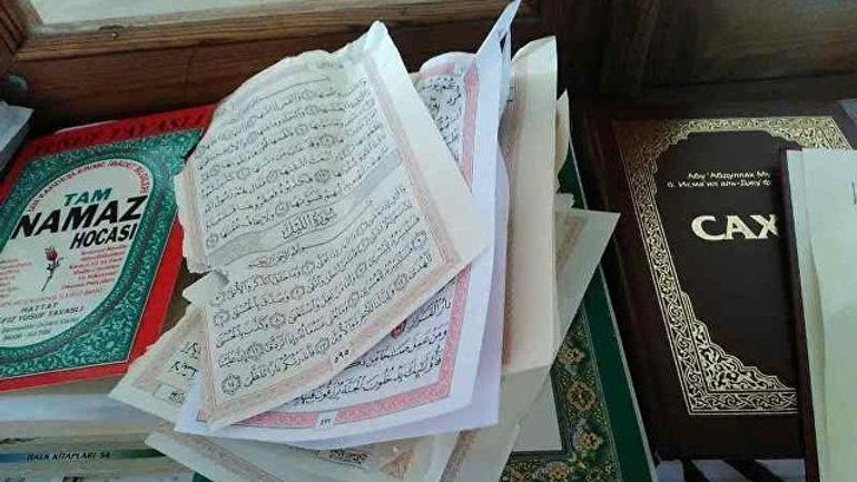 In Crimea unknown persons broke into the mosque and tried to burn the Quran - фото 1