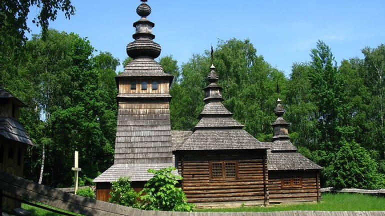 Колекція дерев’яних храмів України (фото) - фото 1