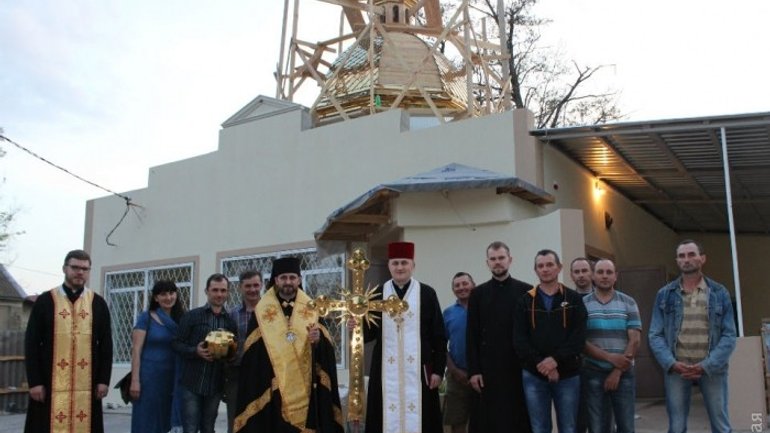 В Одессе бывший магазин перестраивают в греко-католический храм: мэрия землю так и не выделила - фото 1