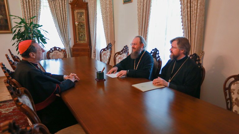 Апостольский нунций в Украине встретился с представителями УПЦ (МП) - фото 1