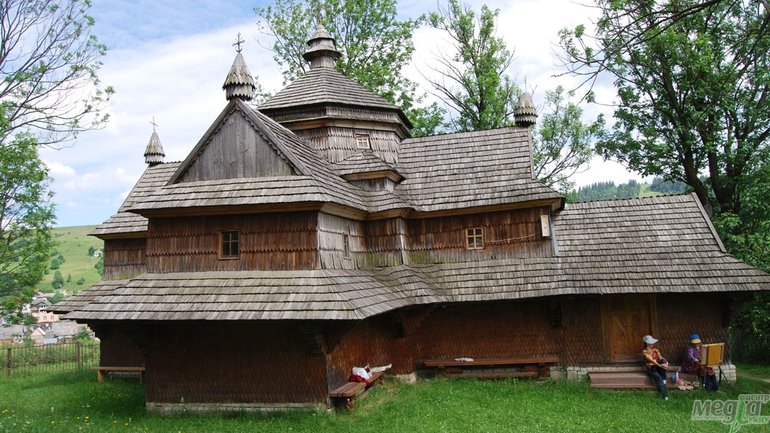 Дерев’яну церкву у Ясінях на Рахівщині, що охороняється ЮНЕСКО, нищать зсередини - фото 1