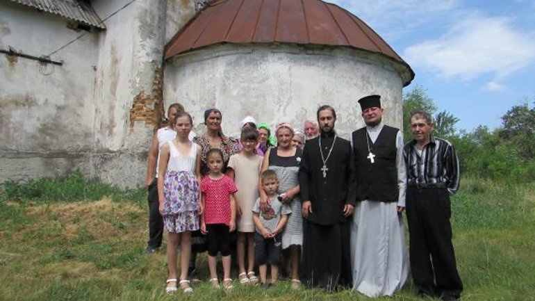 УПЦ (Московського Патріархату) відібрала у селян церкву - фото 1