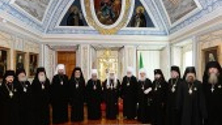 Патріарх Кирил нагородив Митрополита УПЦ (МП) Онуфрія - фото 1