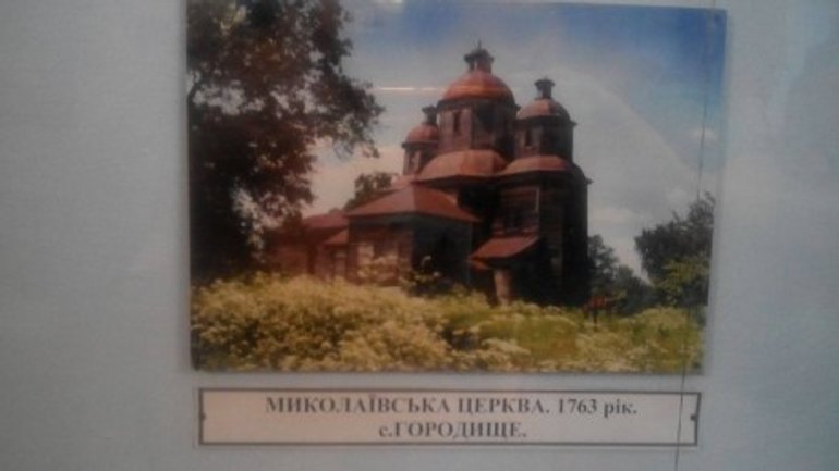 Стародавня церква з Чернігівщини вирушила у Пирогів - фото 1