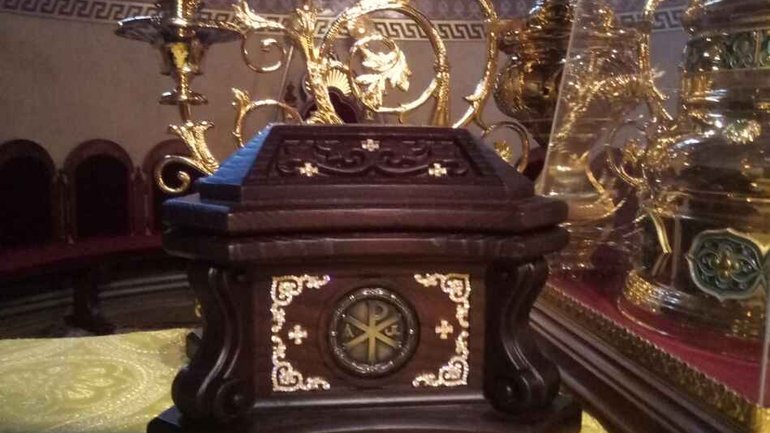 У монастир на Закарпатті переданий на вічне зберігання ковчег з мощами Миколая Чудотворця - фото 1