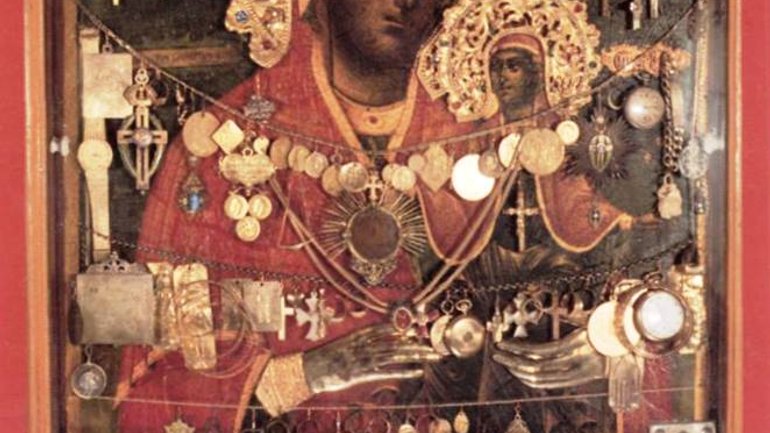 На Афоне похищены украшения с чудотворной иконы - фото 1