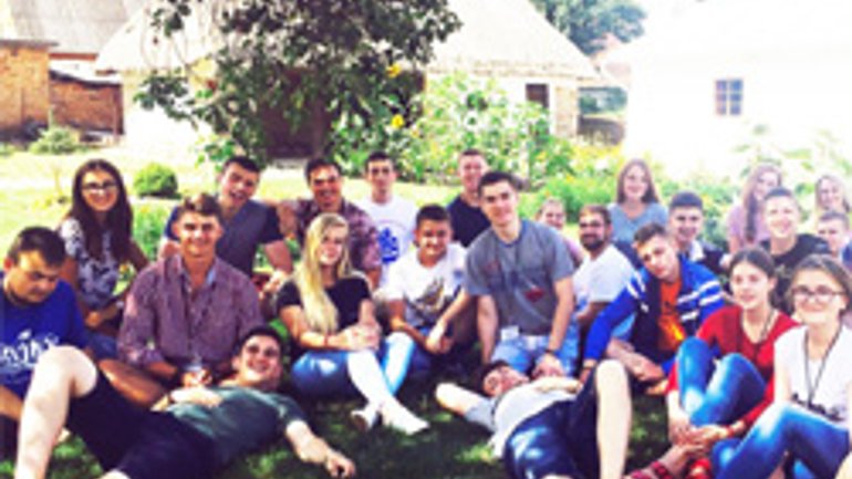 Анонс: Товариство «Свята Софія» запрошує молодь на літню школу англійської мови - фото 1