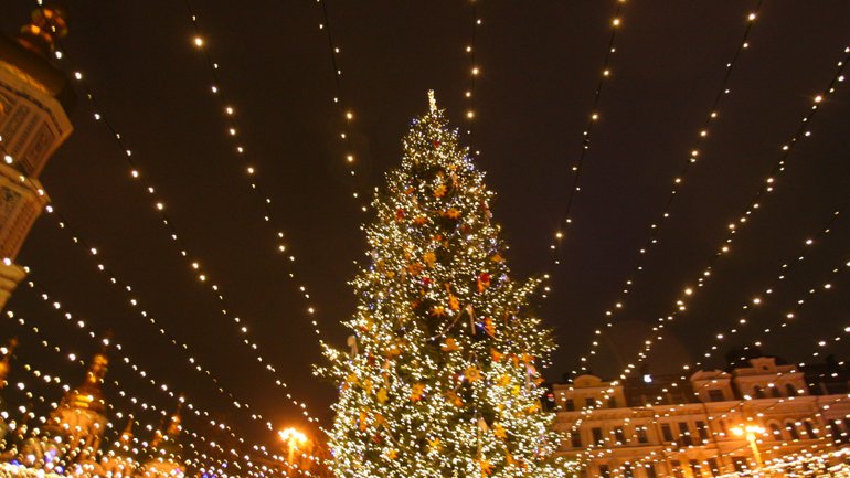 На День Святого Николая центр Киева засияет новогодними огнями - фото 1