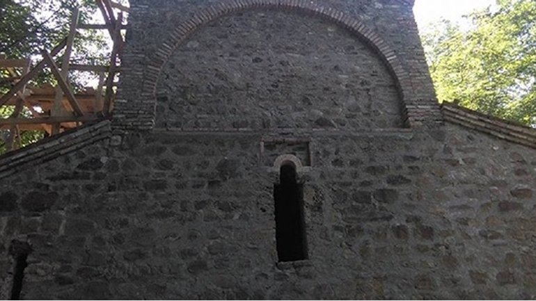 У монастирському комплексі археологи виявили могилу царя Квіріке III - фото 1