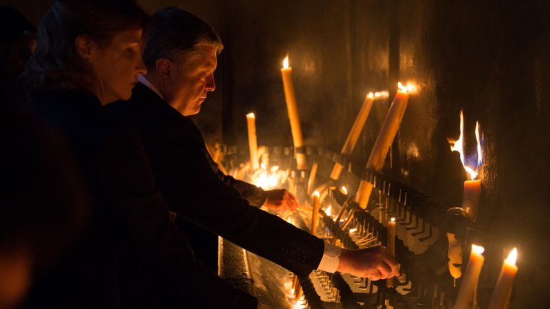 Президент помолився за мир в Україні у центрі паломництва «Фатіма» в Португалії - фото 1