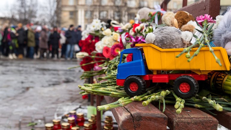 Pope Francis prays for children who died in fire in Kemerovo shopping mall - фото 1