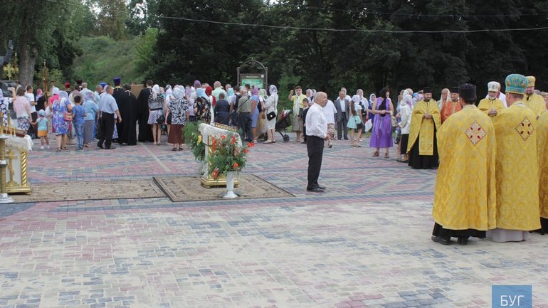 Священнослужителі УПЦ (МП) покинули святкові заходи у Володимирі-Волинському через вірш Кобзаря - фото 1