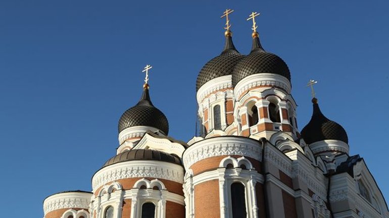 Російська Церква за кордоном призупинила служіння з Константинополем - фото 1