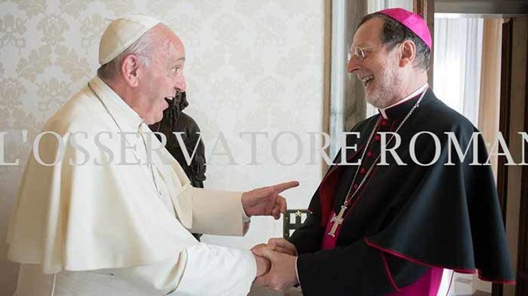 Pope Francis received the Apostolic Nuncio in a private audience - фото 1