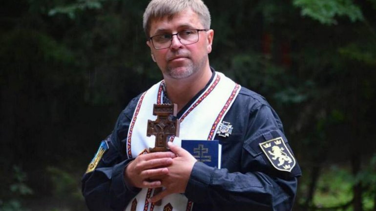 A UGCC chaplain receives Presidential award - фото 1