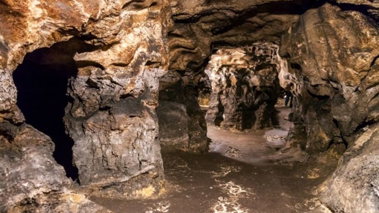Археологи откопали в пещере на Тернопольщине фигурки трипольских богинь - фото 1