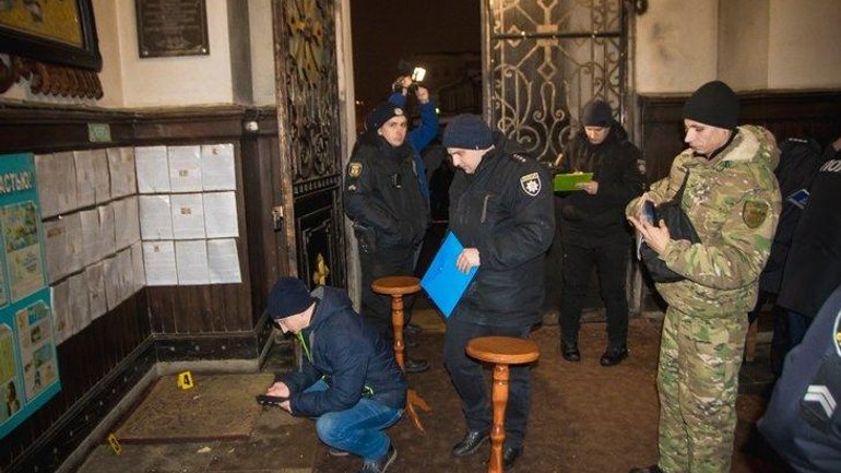 Поліцейські та працівники СБУ встановили особи нападників на сумський храм УПЦ МП - фото 1