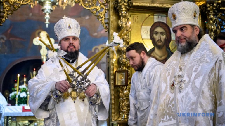 Большинство православных украинцев назвали себя верующими ПЦУ - фото 1