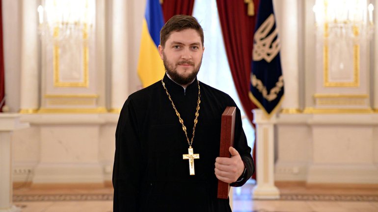 Іван Сидор, священник, дзвонар Майдану: Син на своїх плечах приніс в монастир застреленого на Майдані батька - фото 1
