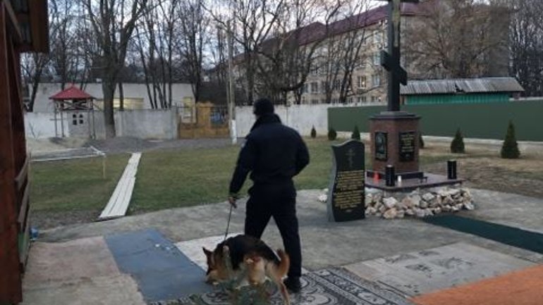 В Ужгороді пограбували храм УПЦ МП - фото 1