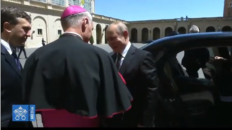 Путин опоздал на встречу с Папой Римским на час - фото 1
