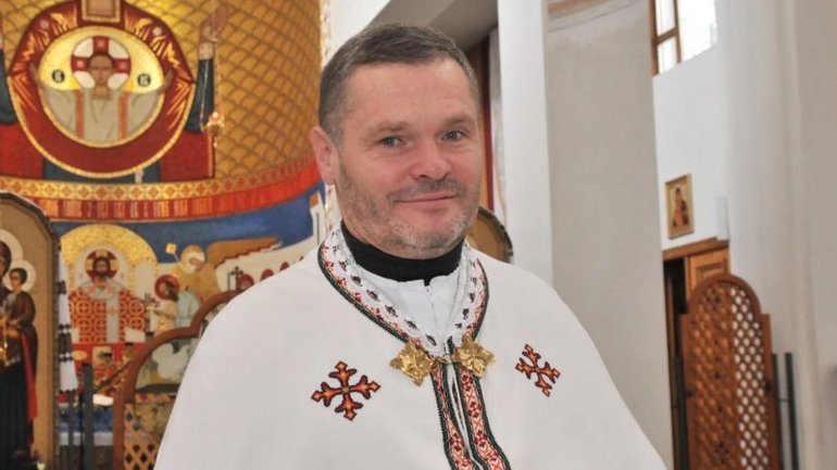 Папский визит. Как в 2001 году Украина впервые принимала в гостях главу Католической церкви - фото 1