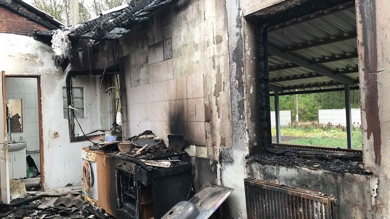 На Харківщині намагалися спалити священника УПЦ МП у власному будинку - фото 1