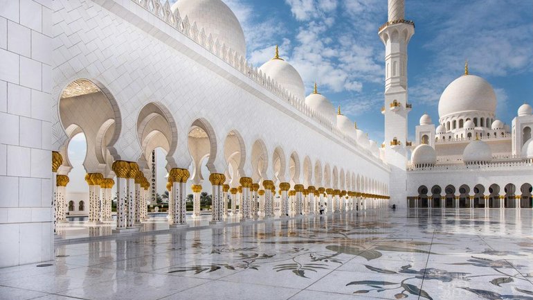 В Абу-Дабі розробили новий екскурсійний «Тур мечетями» - фото 1