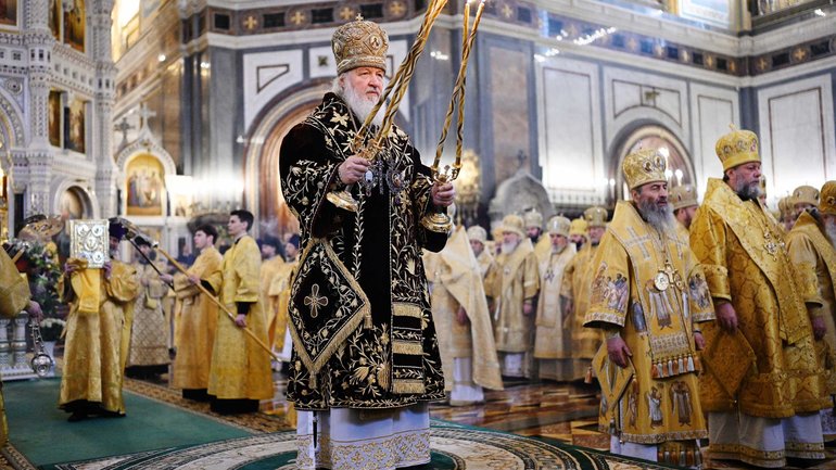 П'ять єпископів УПЦ МП та Митрополит Онуфрій прибули в Москву на святкування 11-річчя інтронізації Кирила - фото 1