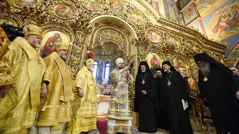 Представители мирового православия прибыли на празднование первой годовщины интронизации Предстоятеля ПЦУ - фото 1