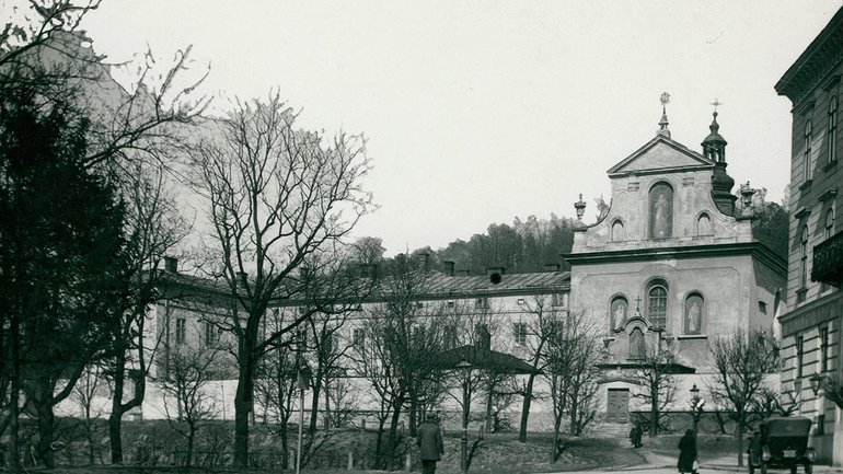 Музей родини Шептицьких на каменях замку Данила Галицького? - фото 1