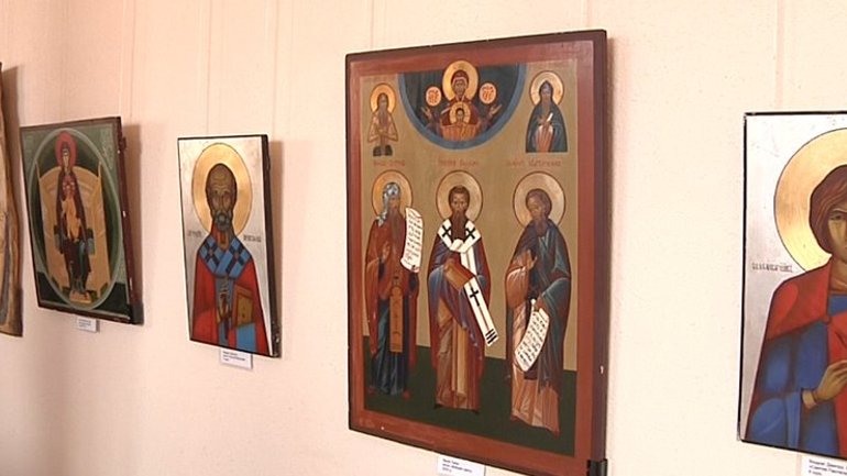 У Запорізькому обласному художньому музеї експонують 32 ікони зі Львова - фото 1