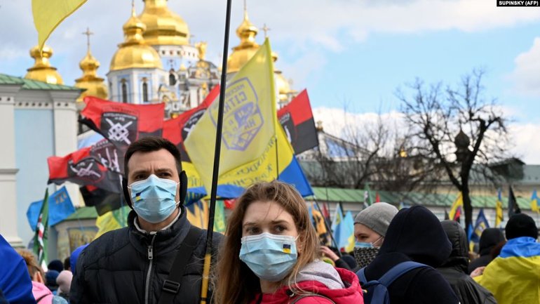 Коронавірус змушує церкви України змінюватися. Що з цього вийде? - фото 1