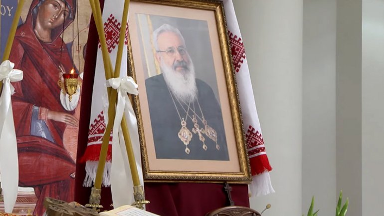 Єпископ Богдан Дзюрах: Любомир Гузар сьогодні у Бога вимолює для нас три дари – віру, єдність та радість - фото 1