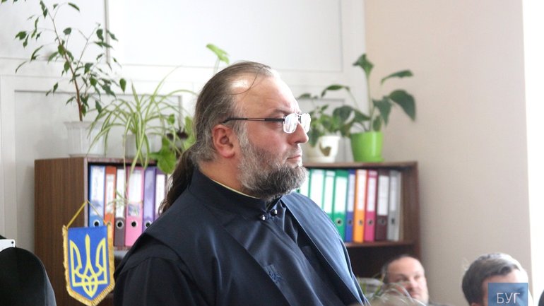 Священика УПЦ МП, який привітав Путіна з іменинами, внесли в базу даних "Миротворець" - фото 1
