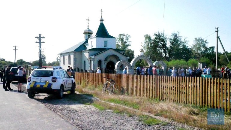 The community decided to leave the Moscow Patriarchate - фото 1