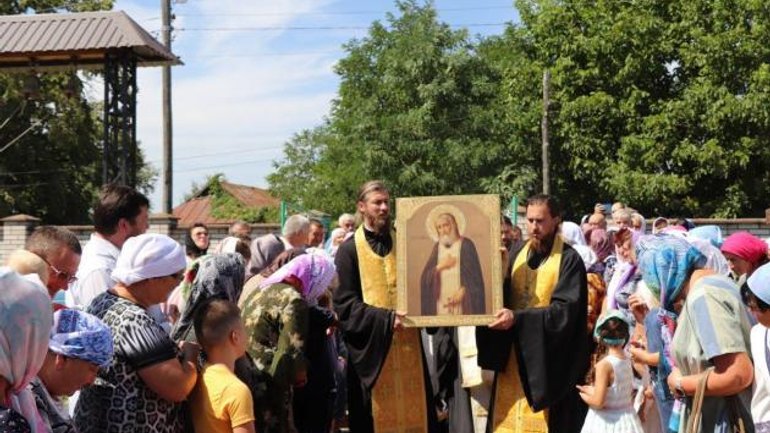 Украденная старинная икона Серафима Саровского возвратилась в храм УПЦ МП - фото 1