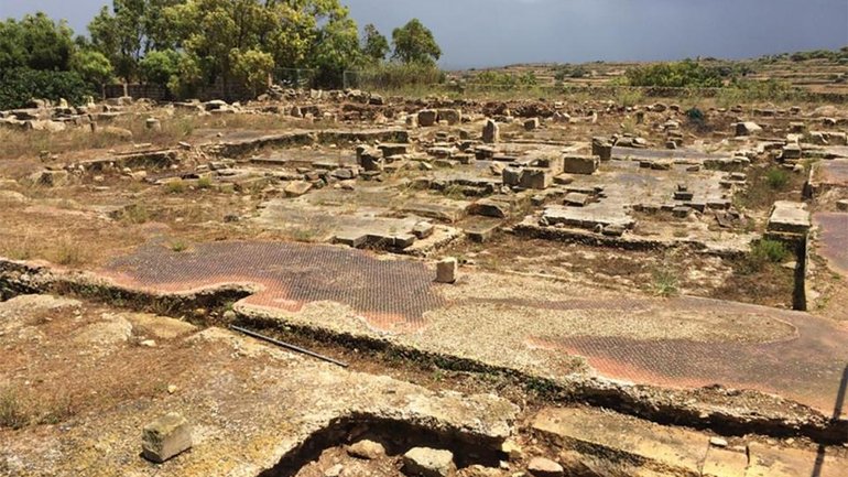 Археологи знайшли античний храм під час ремонту трьохсотрічного будинку - фото 1