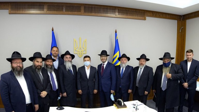 President called on Ukrainian rabbis to help avoid crowds during Rosh Hashanah celebrations in Uman - фото 1