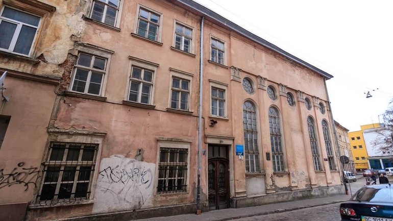 Журналісти зняли на відео процес реставрації древньої синагоги Якуба Глянцера у Львові - фото 1